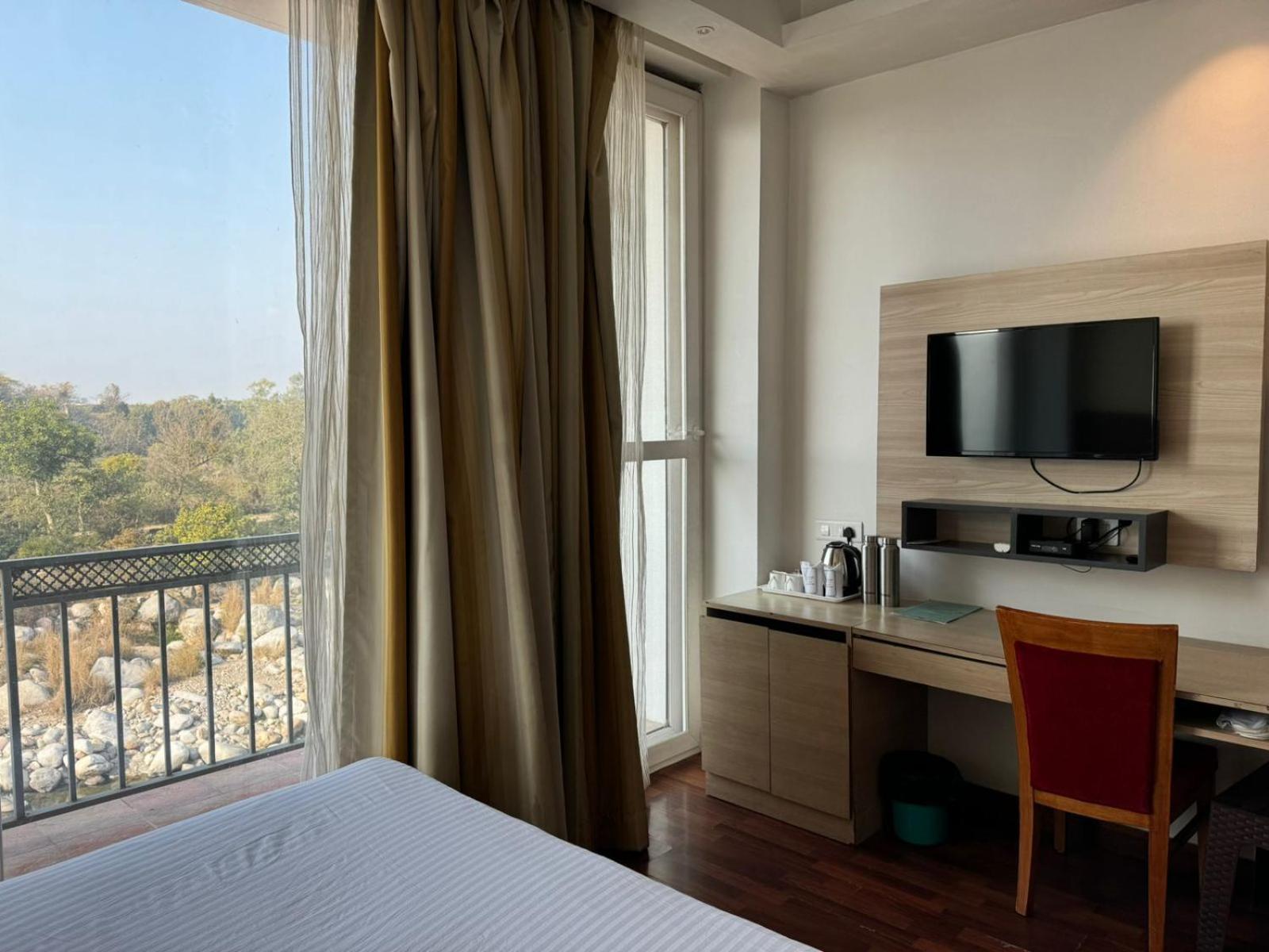 Hotel River Retreat Kangra Exterior photo