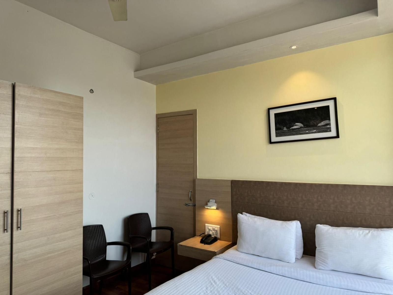 Hotel River Retreat Kangra Exterior photo